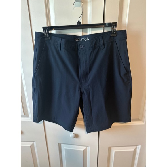 Nautica Hybrid Shorts Quick Dry Stretch Performance Golf Casual 34W - Picture 1 of 3